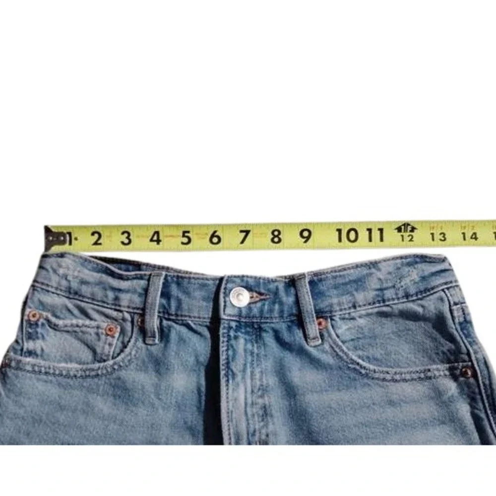 American Eagle Outfitters Denim Distressed Cutoff Shorts Size 2‎ Light Wash